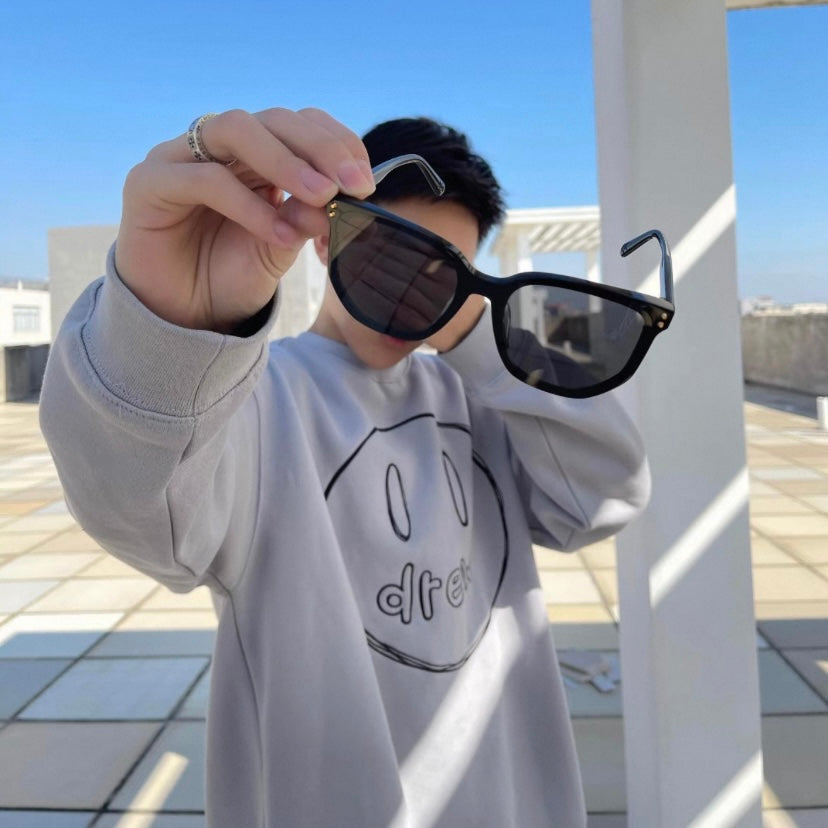 Suéter Drew Leaked Mascot "Cinza"