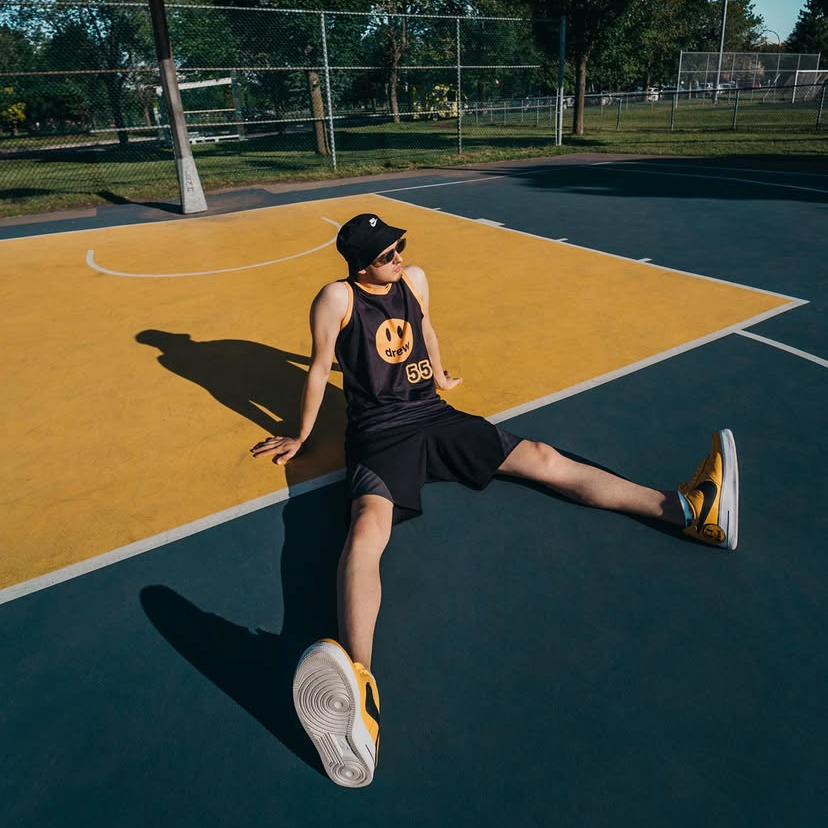 Regata Smiling Face Drew House