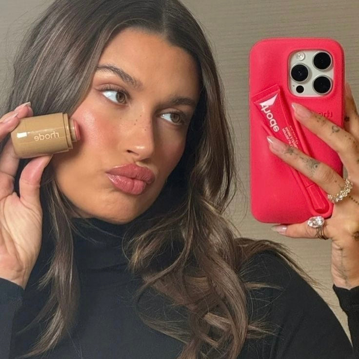 Rhode Lip Case de Hailey Bieber para Iphone - Goiaba Pink