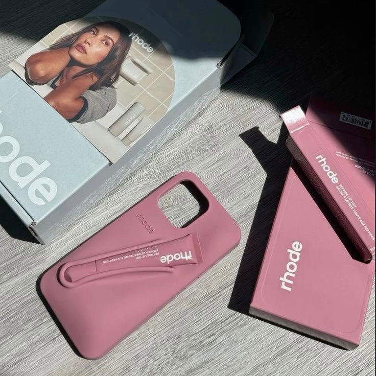 Rhode Lip Case de Hailey Bieber para Iphone - Vinho Rosé